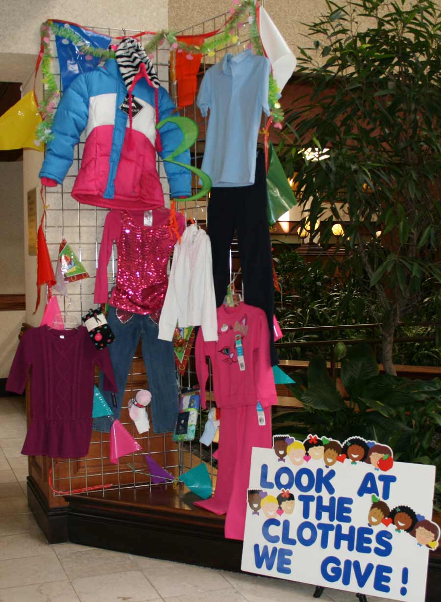 Lexington Woman's Club Clothing Center Boys' Coat Room